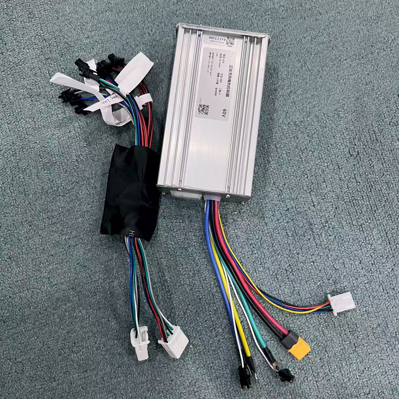 Goede Kwaliteit 60 V 5600 W 60 - 60V 5600W Dual Motor Electric Scooter recensie en prijs
